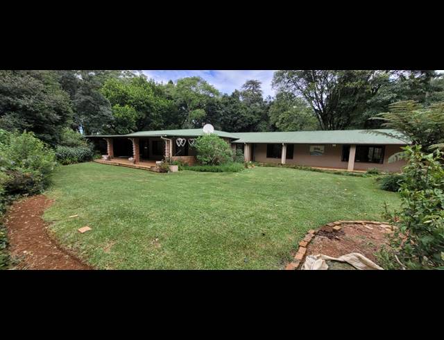 4 BEDROOM FREEHOLD TO LET IN MOUNT MICHAEL